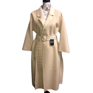 Tailored cashmere and wool coat